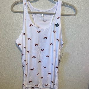 Rabbit NWT running tank. Size small.